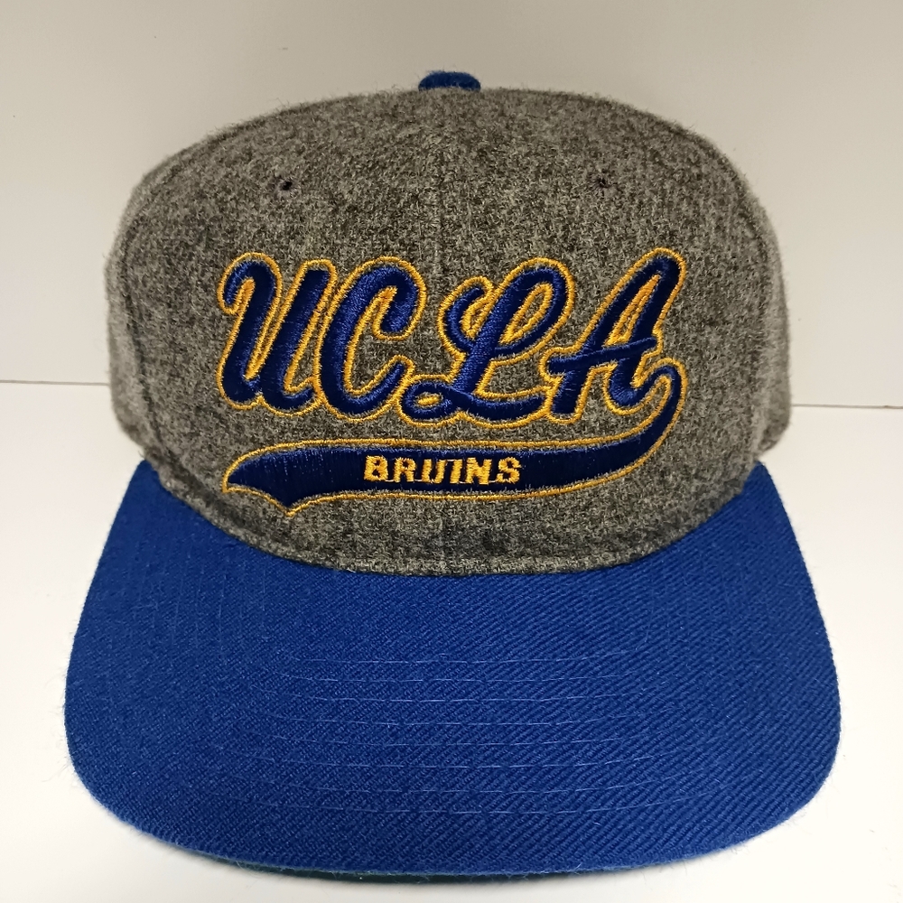 Vintage 1990s UCLA Bruins NCAA College Wool Starter Tailsweep Snapback Hat
